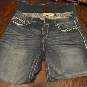 Women’s Ariat R.E.A.L. Mid Rise Jeans in Marine, size 33R